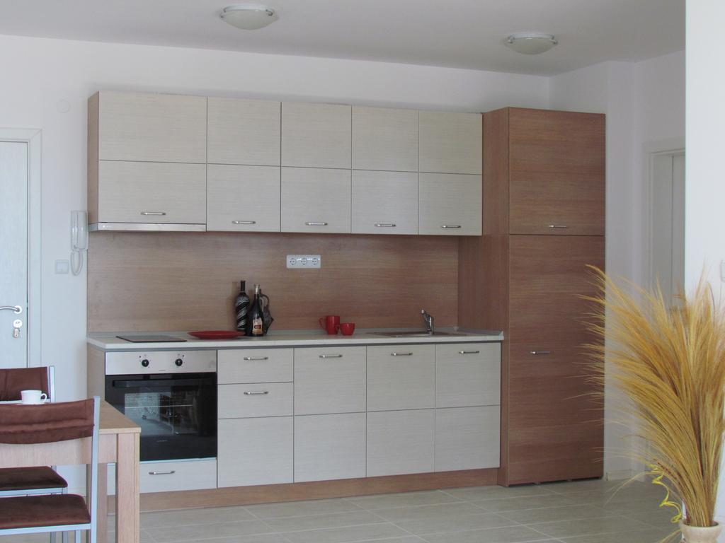 Ganozliev'S Apartments In Kavatsi Area Sozopol Quarto foto
